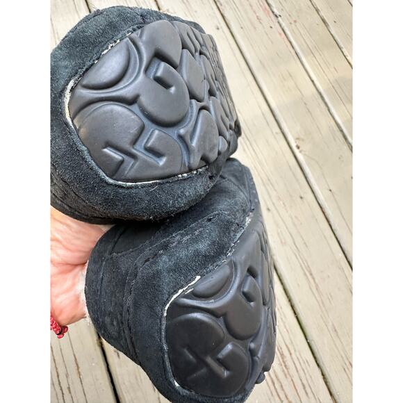 Ugg black slippers ASCOT suede leather sz 8 us men shoes moccasins shearling fur - Picture 4 of 13